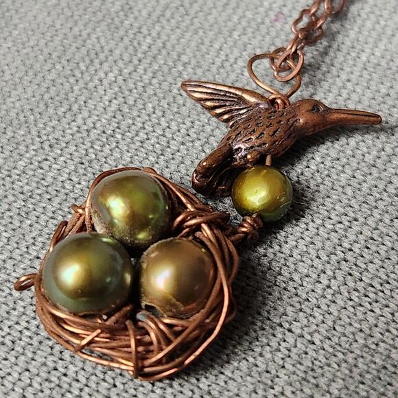 Unbranded Hummingbird Wire Bird Nest Necklace in Copper & Green Feminine Dainty‎ - Picture 1 of 6